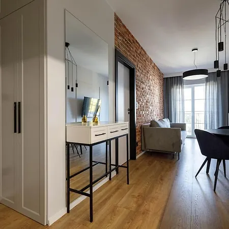 Close-urban Chic - Cozy And Modern Apartment- Jana Pawla Wrocław