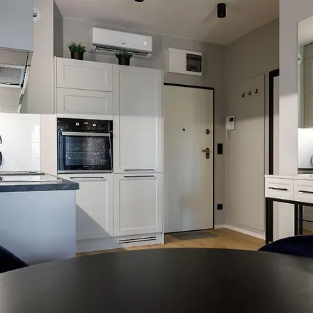 Close-urban Chic - Cozy And Modern Apartment- Jana Pawla Apartamento *