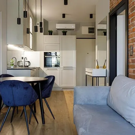 Close-urban Chic - Cozy And Modern Apartment- Jana Pawla *